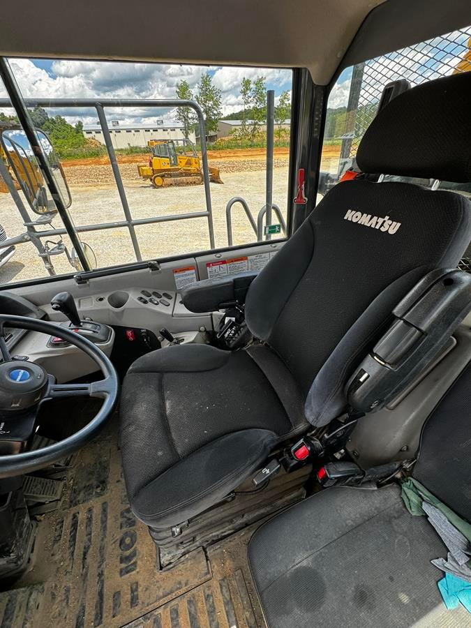2019 Komatsu HM300