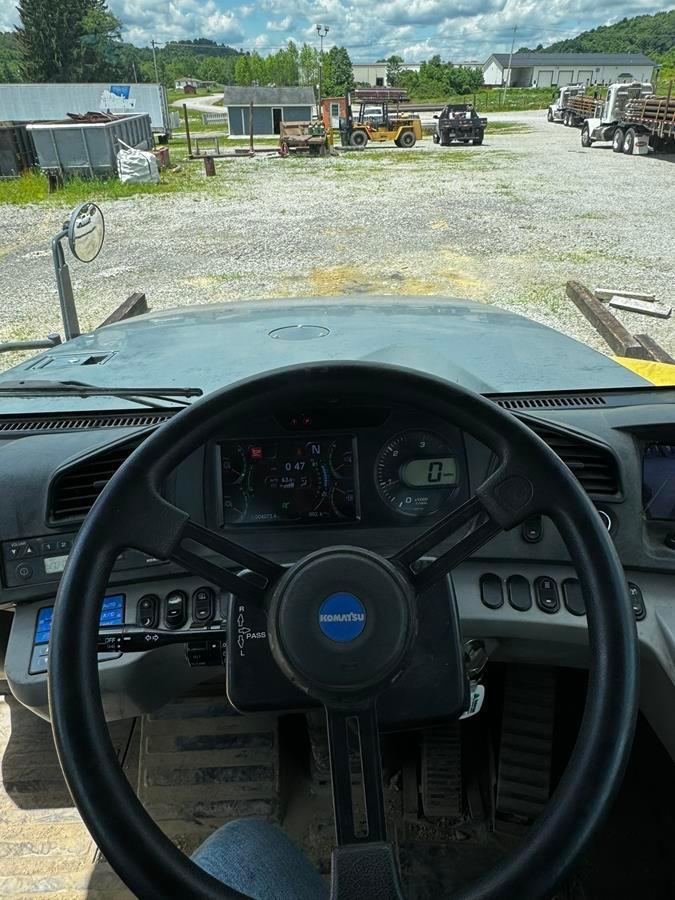 2019 Komatsu HM300