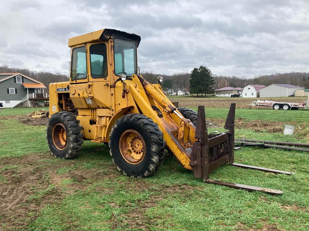 John Deere 444A
