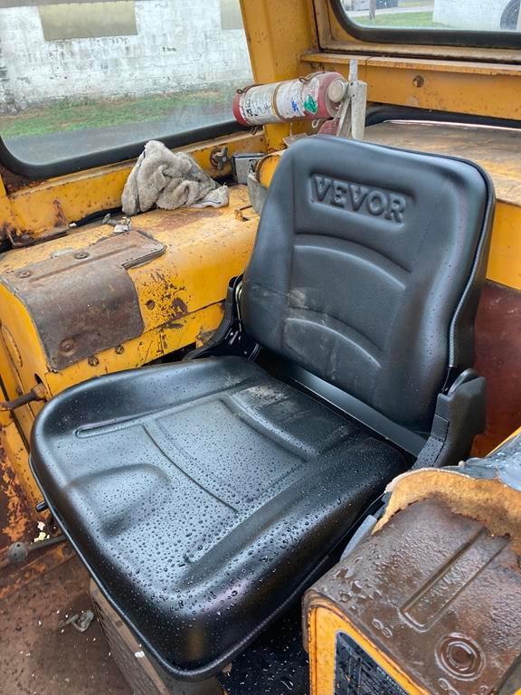 John Deere 444A
