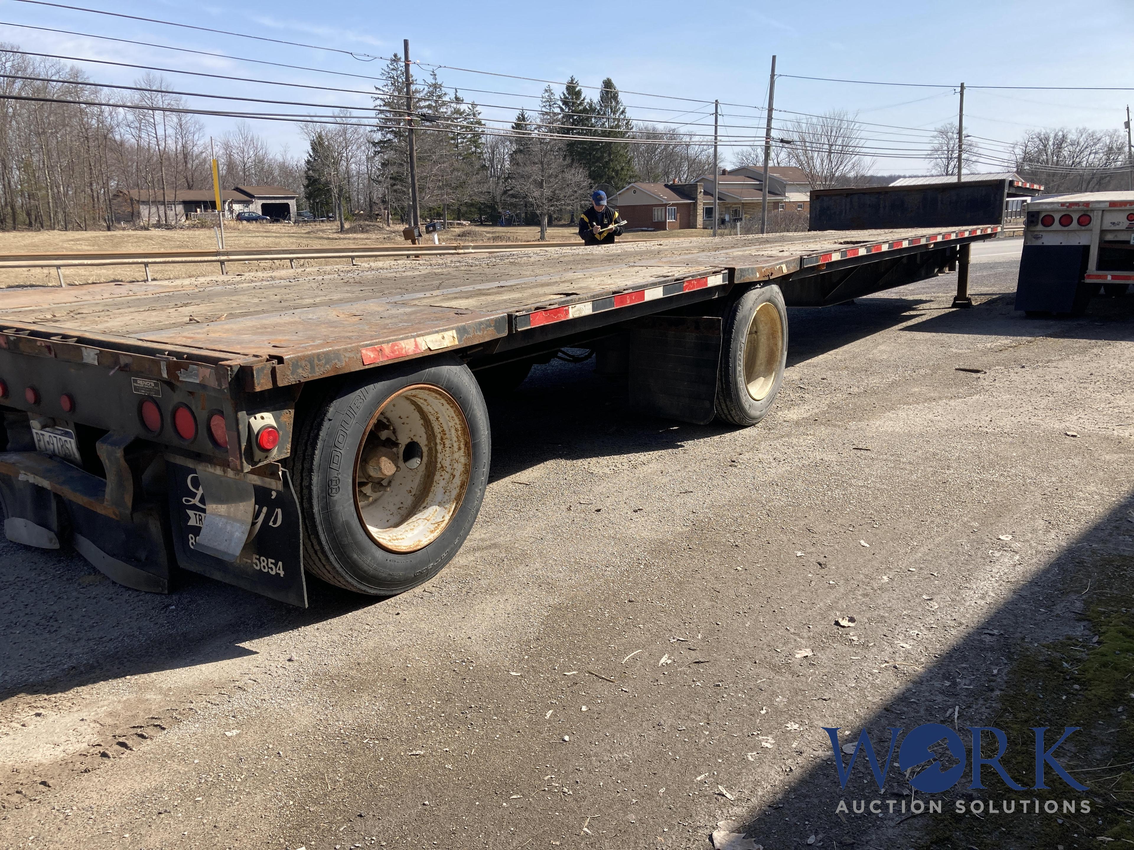 2007 Fontaine Step Deck Trailer