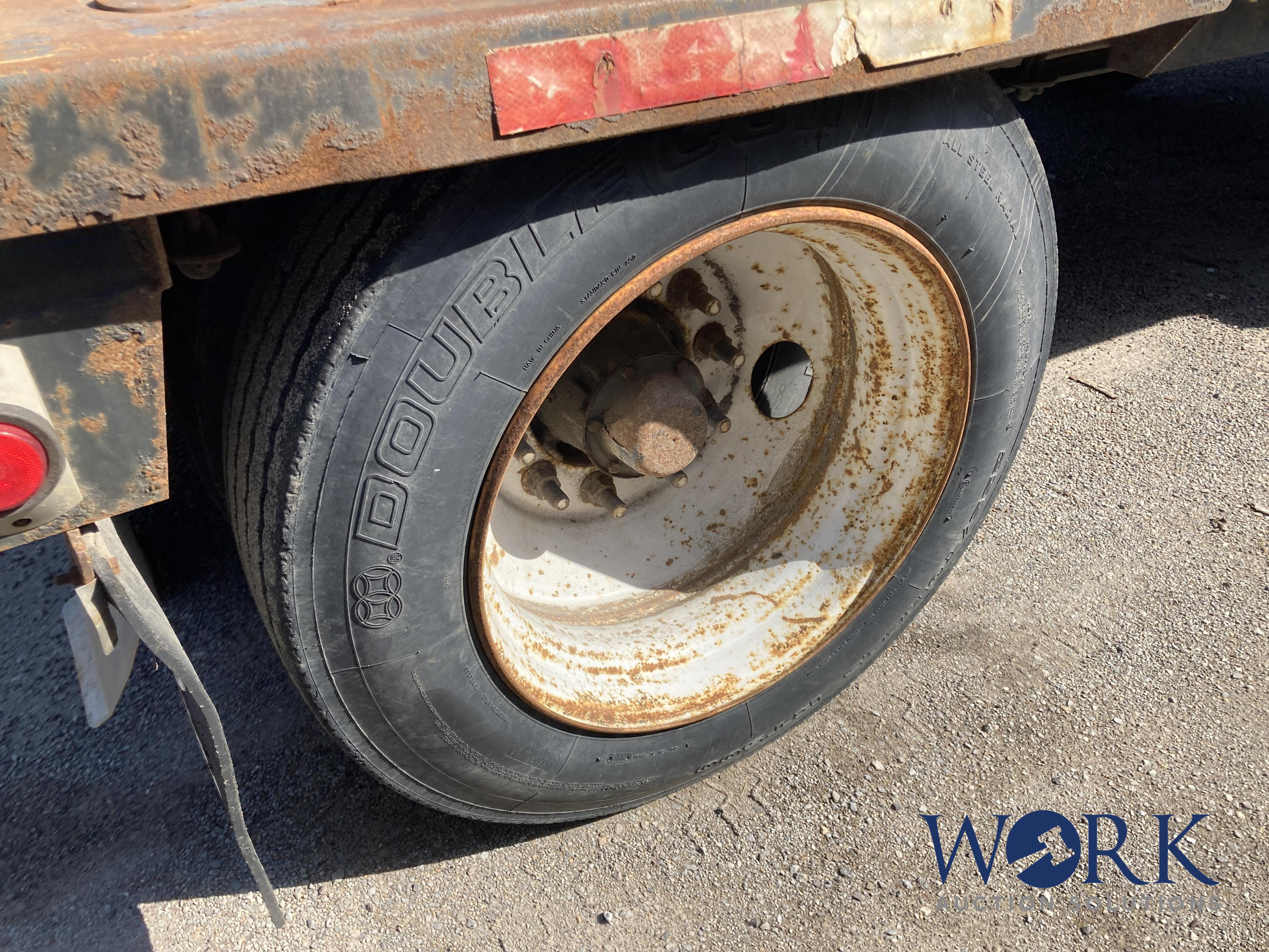 2007 Fontaine Step Deck Trailer