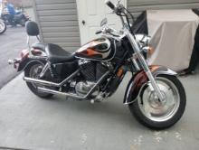2005 Honda VT1100C2 (Shadow Sabre)