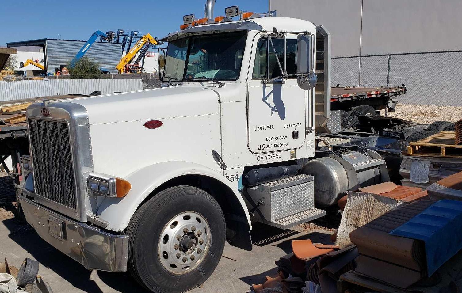 2002 Peterbilt 379