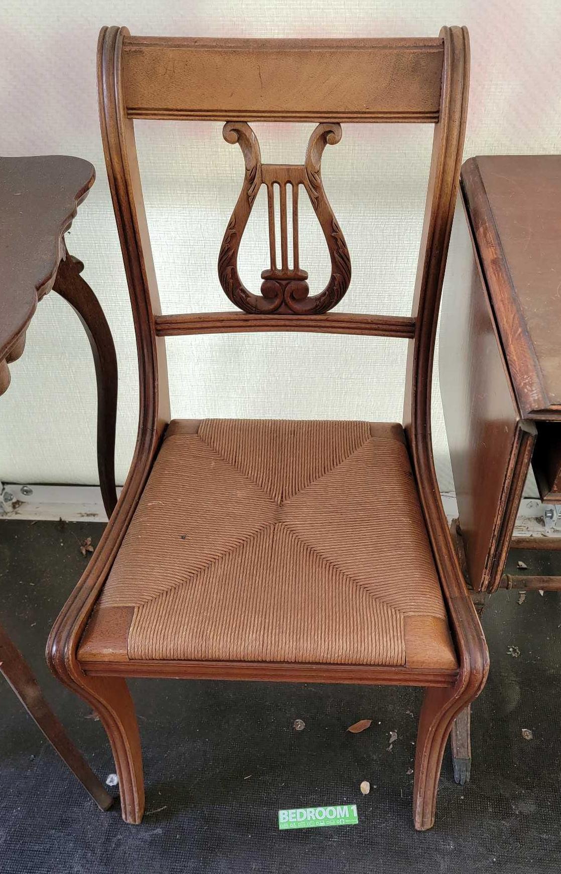 VINTAGE DROP LEAF SIDE TABLE