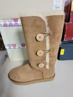 UGGS Bailey Button