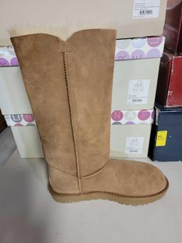 UGGS Bailey Button