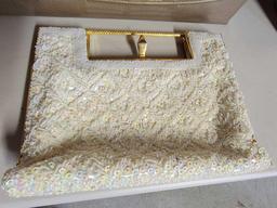 5 VINTAGE PURSES