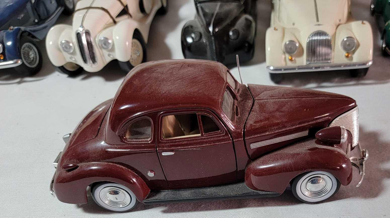 12 MODEL DISPLAY CARS