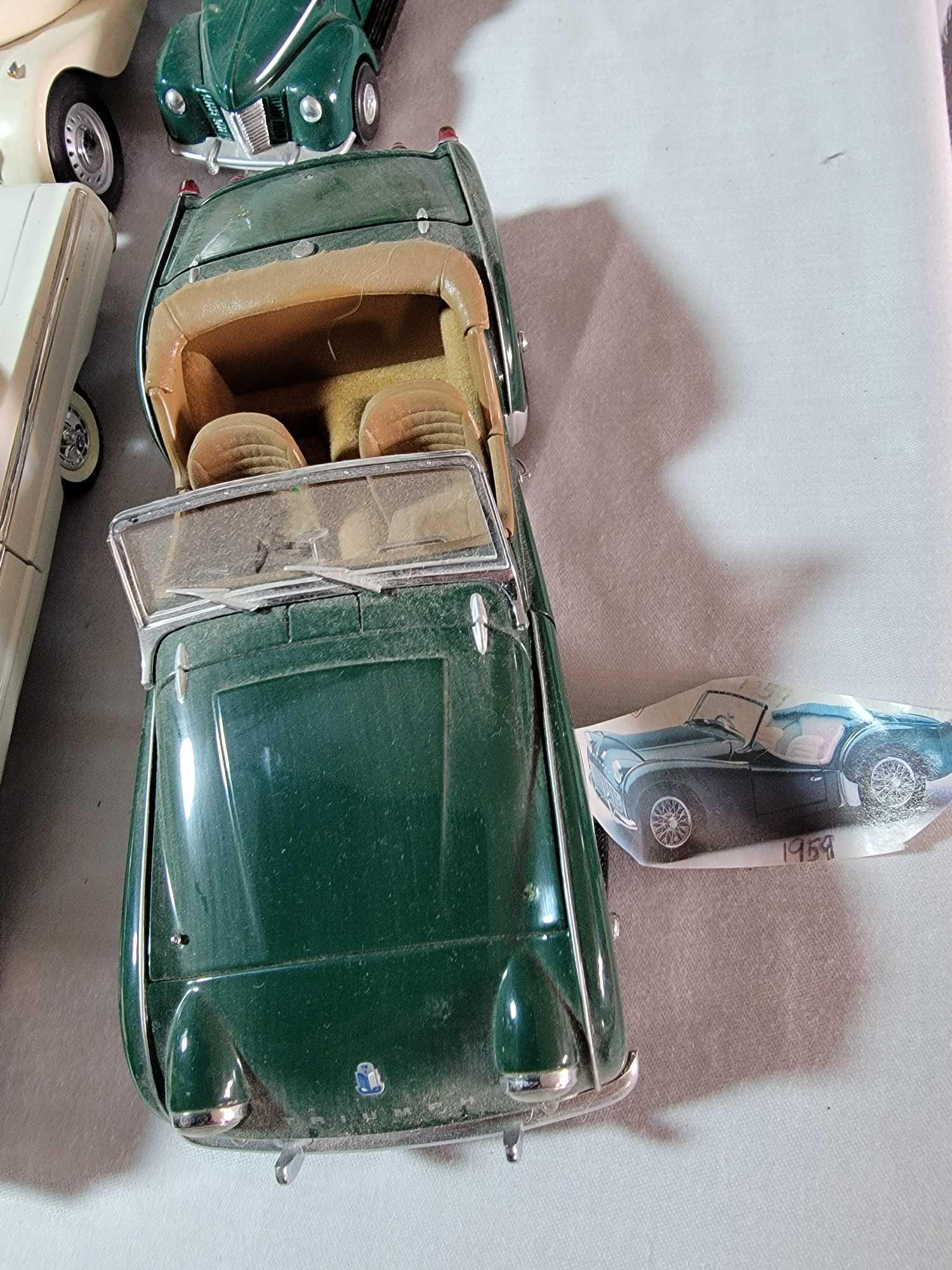 12 MODEL DISPLAY CARS