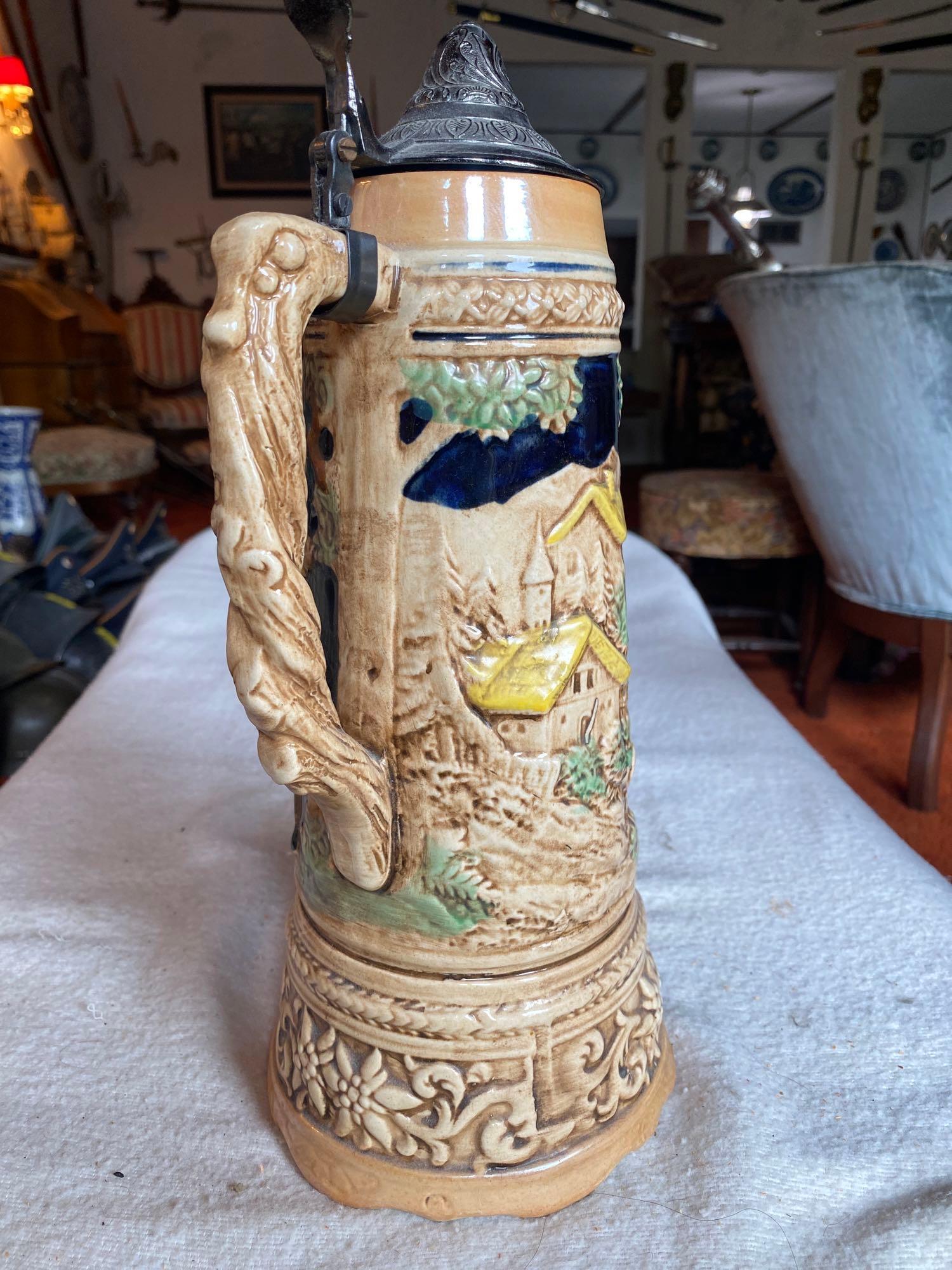 JAPANESE PORCELAIN LIDDED BEER STEIN MUSIC BOX