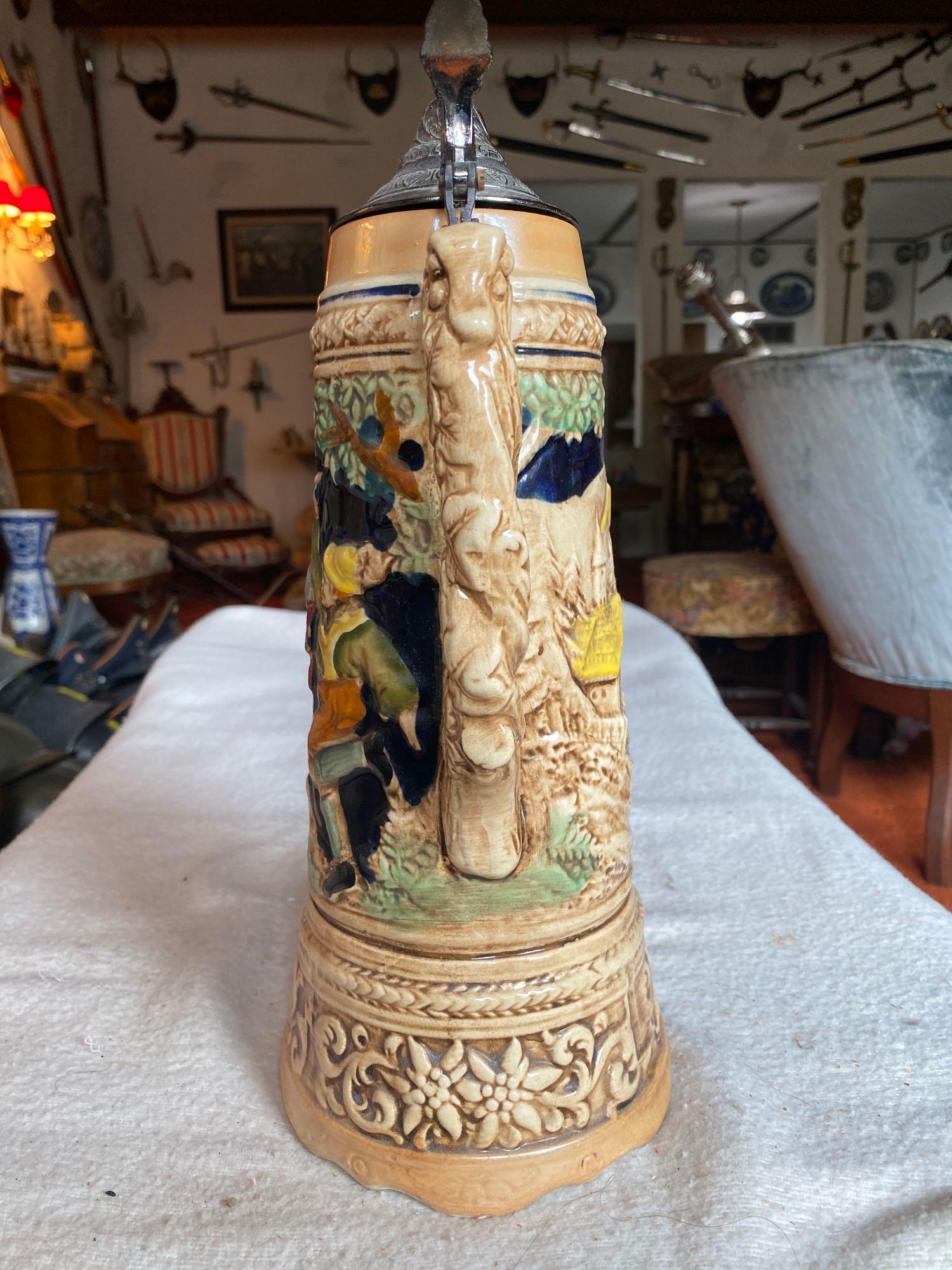 JAPANESE PORCELAIN LIDDED BEER STEIN MUSIC BOX