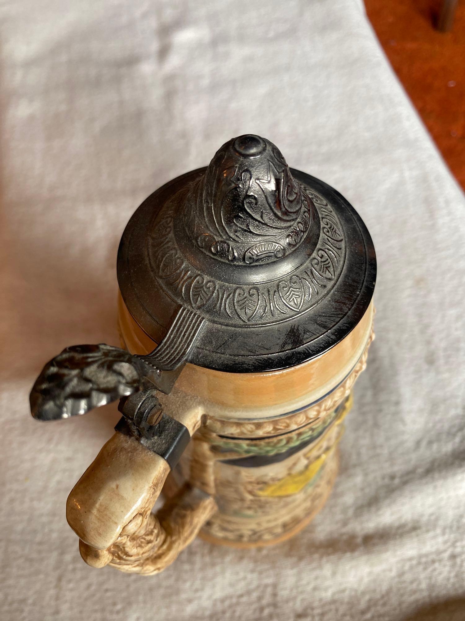 JAPANESE PORCELAIN LIDDED BEER STEIN MUSIC BOX