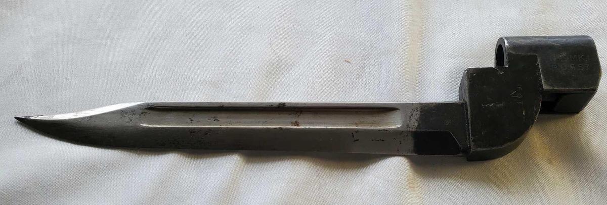 BRITISH ENFIELD NUMBER 9 MK1 BAYONET