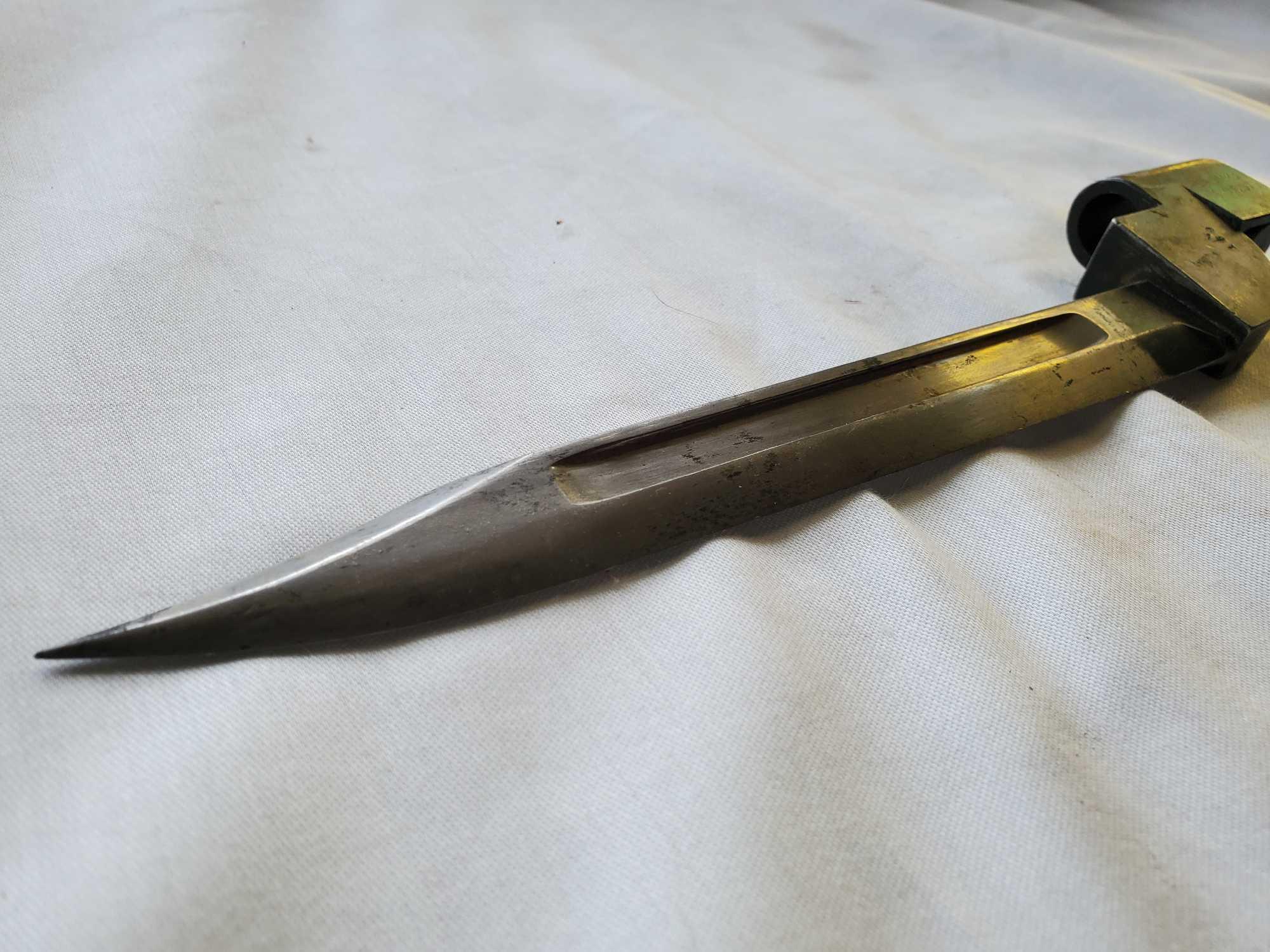 BRITISH ENFIELD NUMBER 9 MK1 BAYONET
