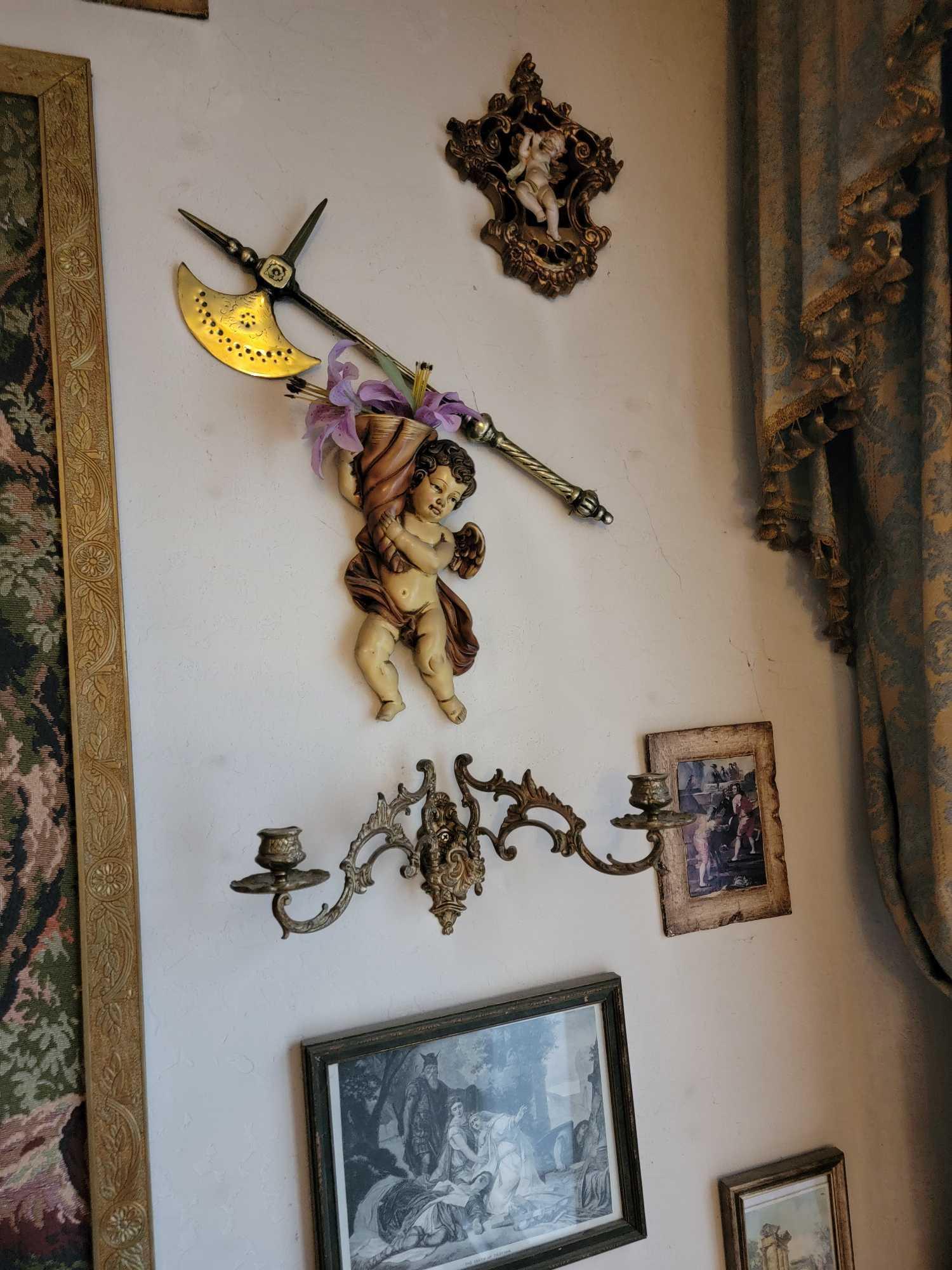 WALL DECORATIONS AND KNICK- KNACKS