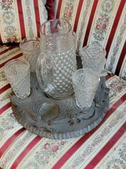 WALL DECORATIONS AND KNICK- KNACKS