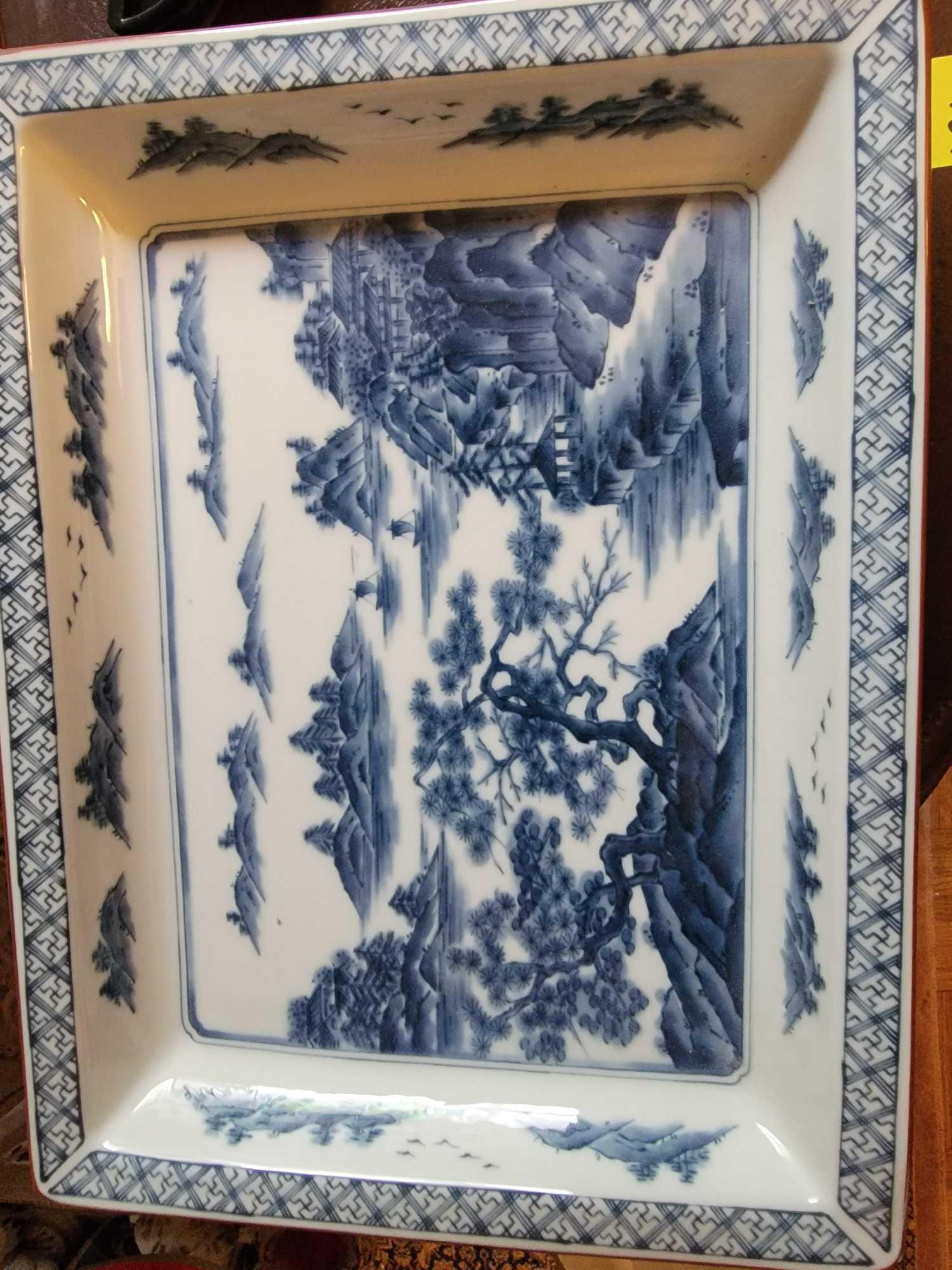 WALL DECORATIONS AND KNICK- KNACKS