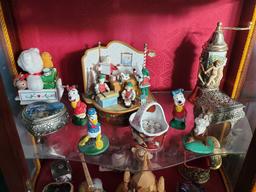 DISPLAY CABINET WITH CONTENTS