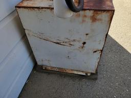 DELTA CONSOLIDATED 100 GALLON DIESEL STORAGE TANK WITH TRANSFER PUMP