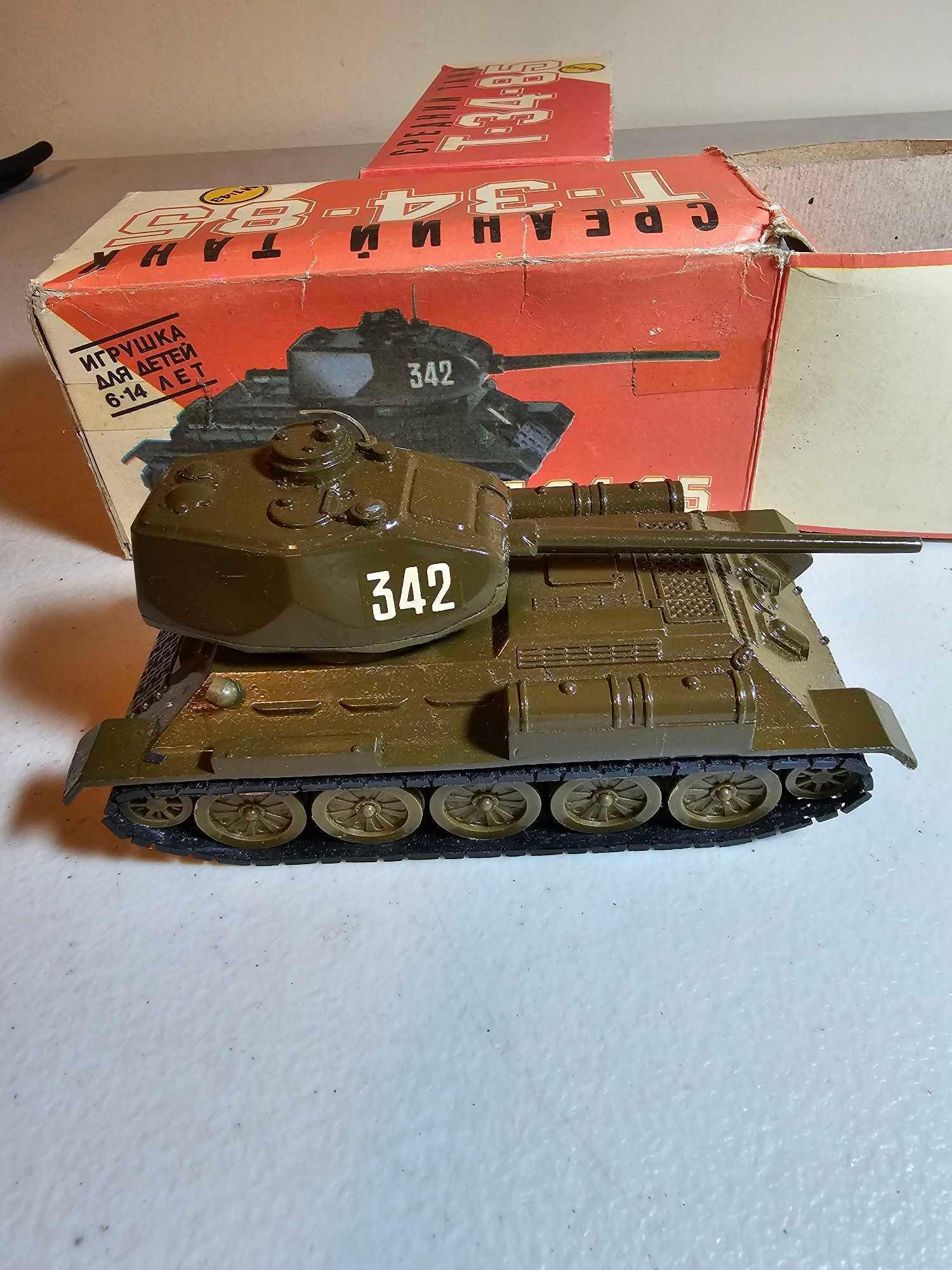 RUSSIAN TANKERS MODELS