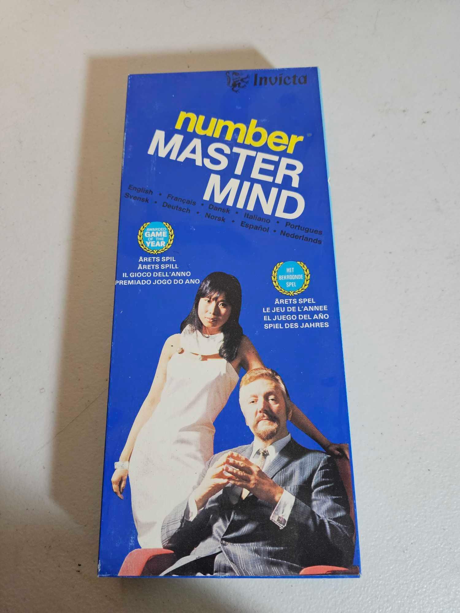MASTER MIND GAME LOT