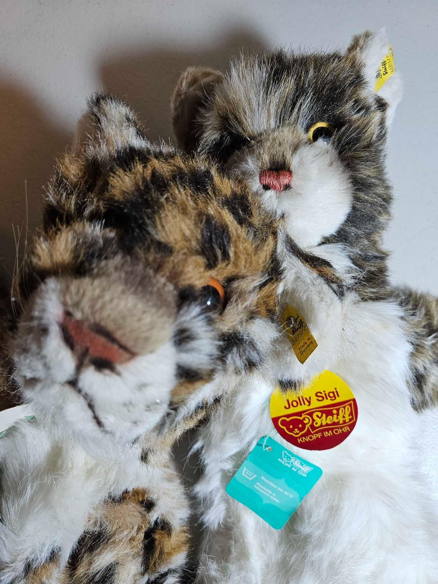 ORIGINAL STEIFF JOLLY TAKY AND JOLLY SIGI CAT PUPPETS