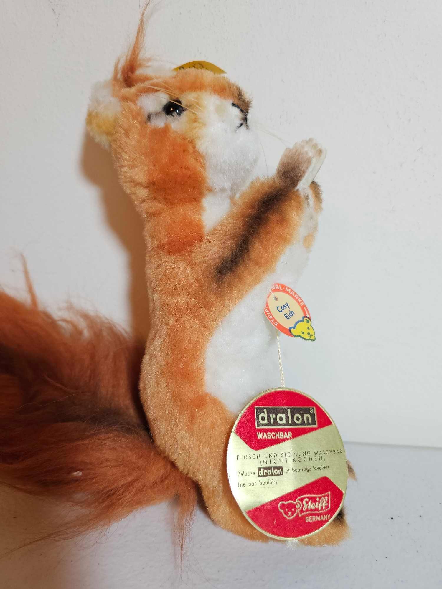4 STEIFF SQUIRRELS