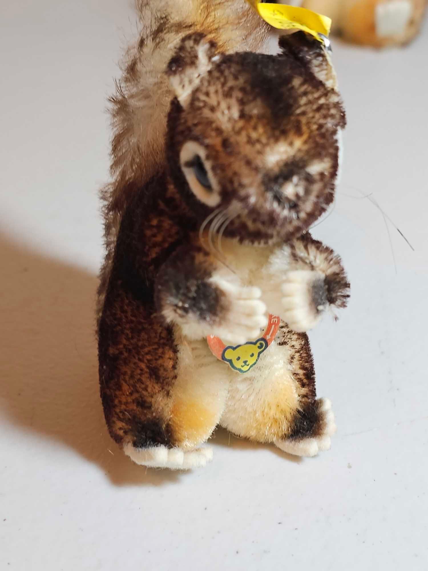 4 STEIFF SQUIRRELS