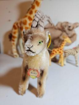 6 STEIFF WILD PLAINS ANIMALS