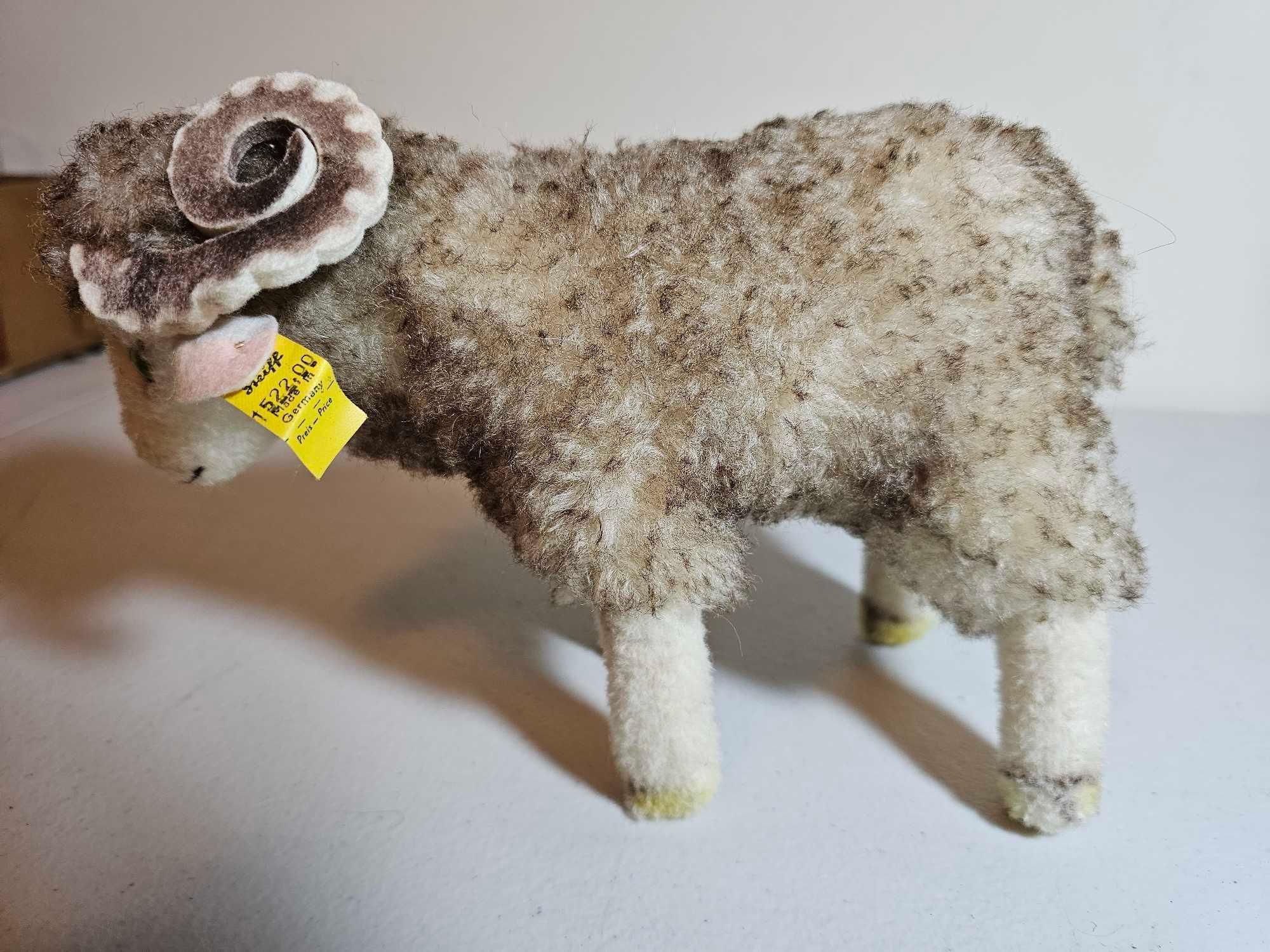 4 STEIFF FARM ANIMALS
