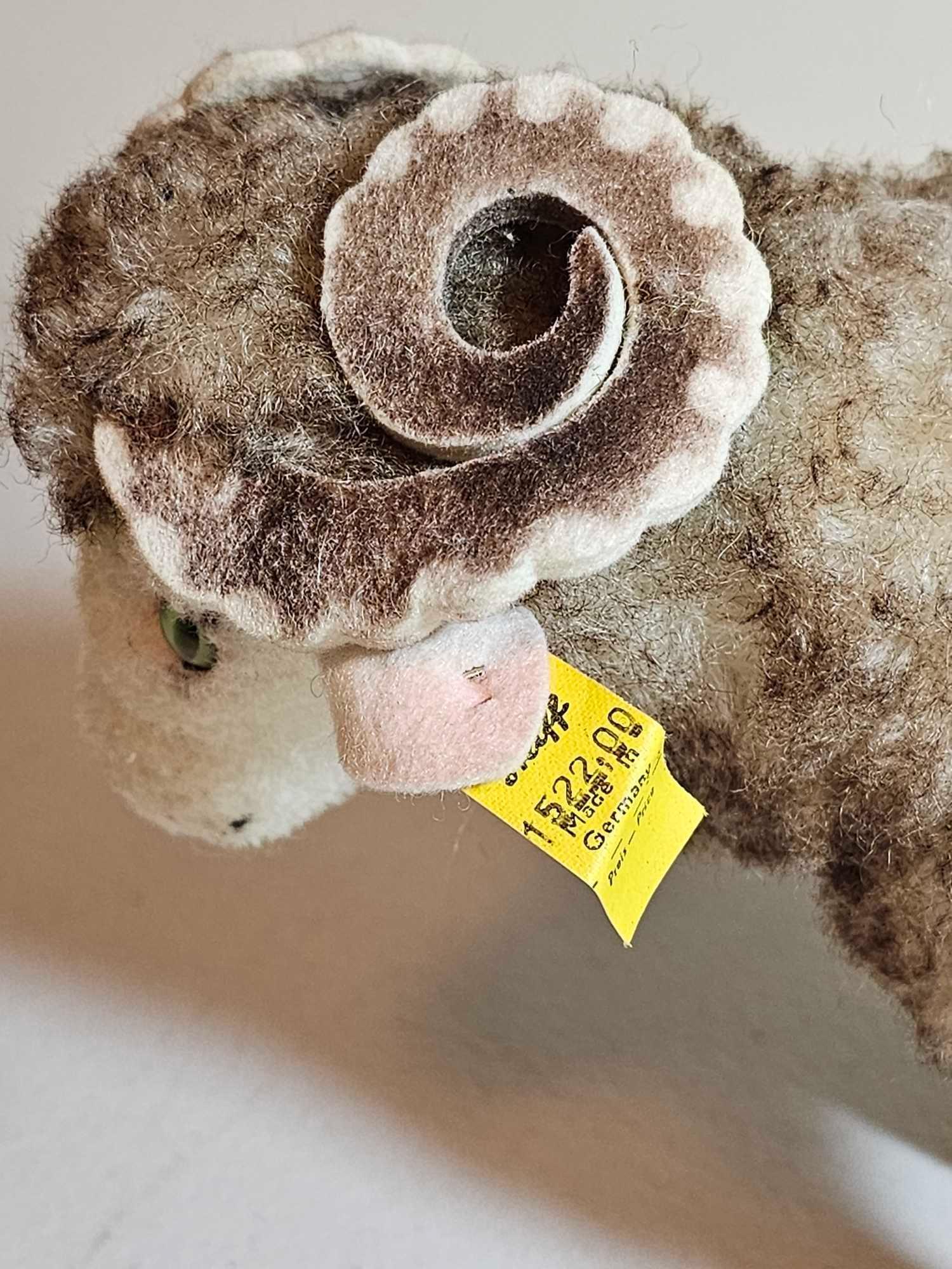 4 STEIFF FARM ANIMALS