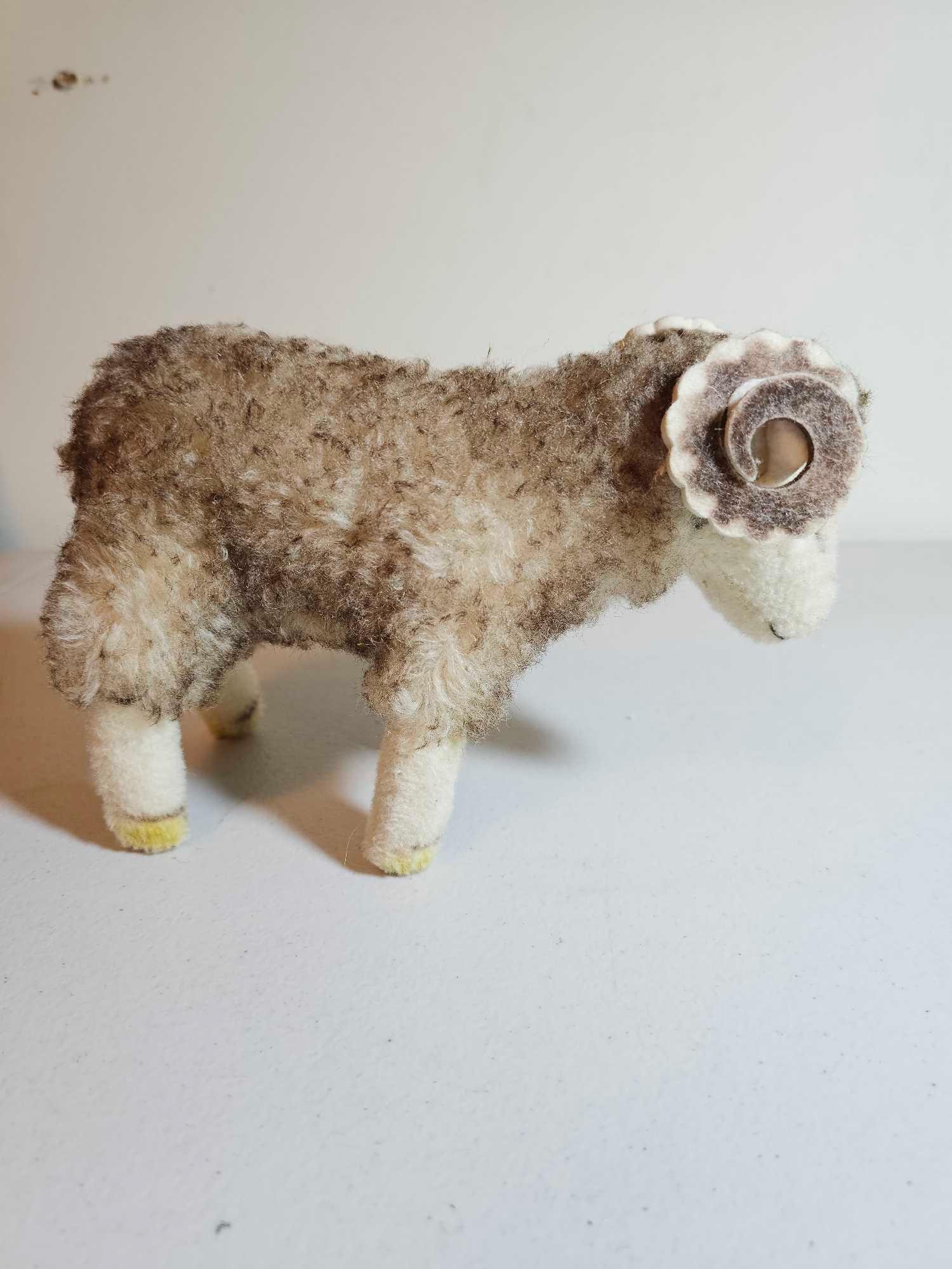 4 STEIFF FARM ANIMALS