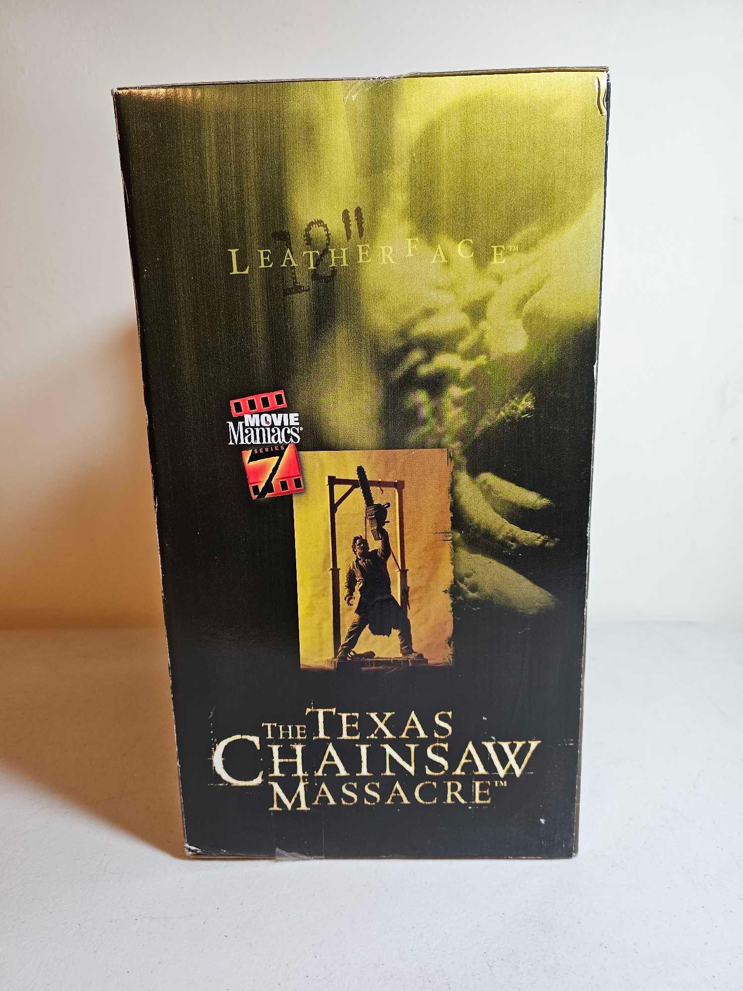 TEXAS CHAINSAW MASSACRE FIGURE