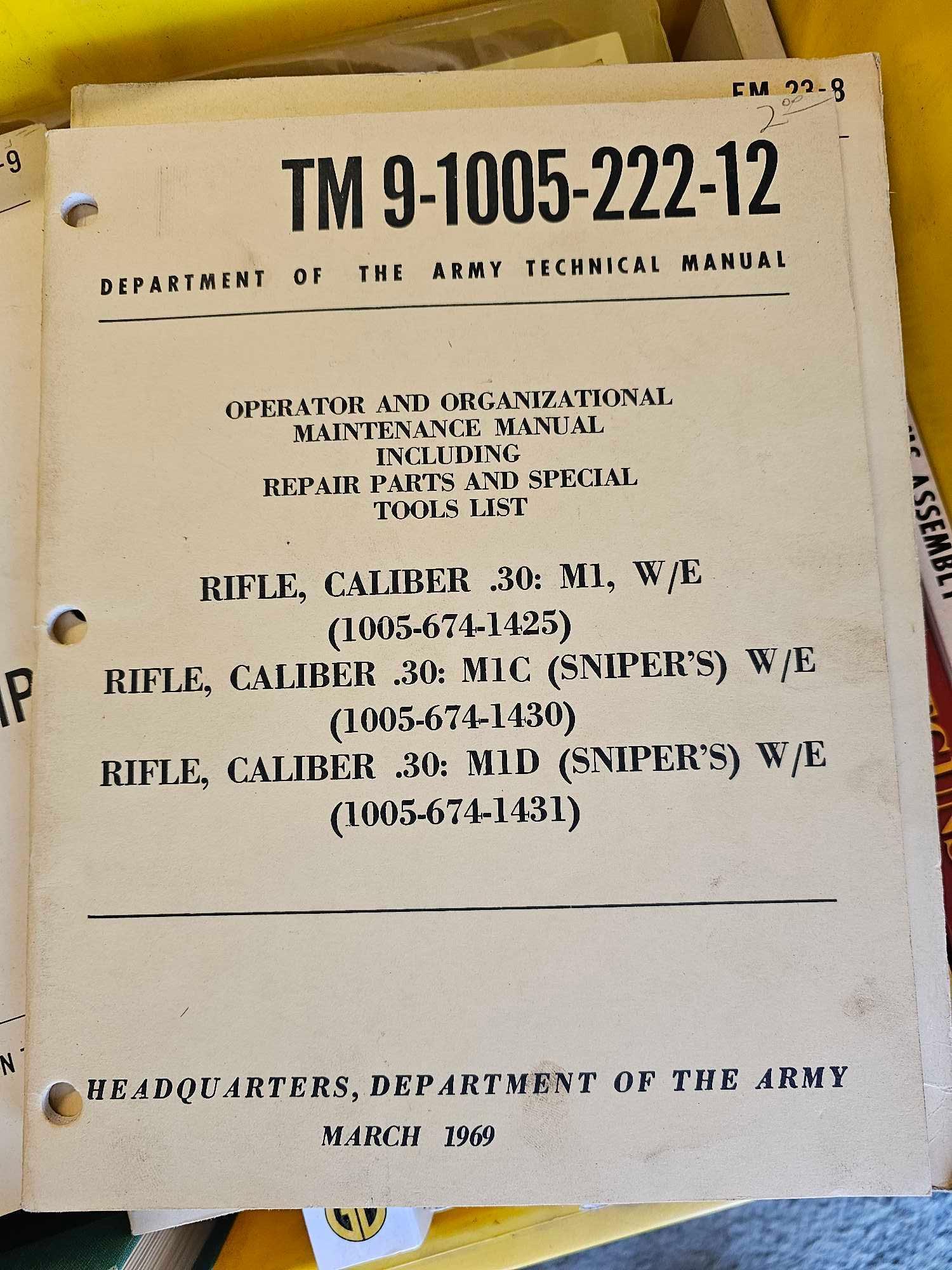 1968 ARMY GUN MANUALS AND BOOKS