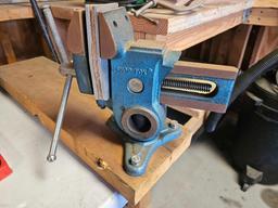 2 VISE COMPONENTS