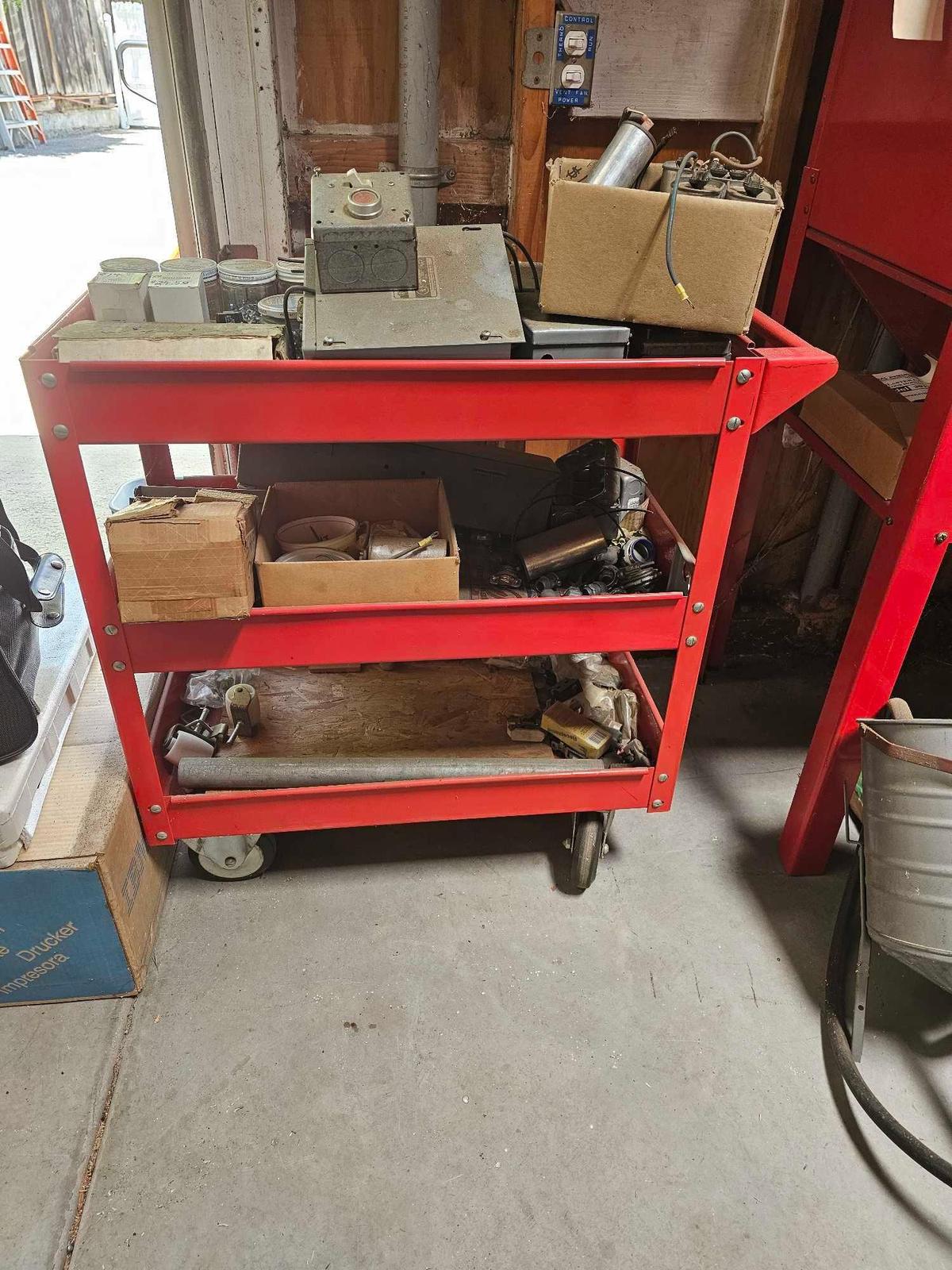 ROLLING CART WITH ELECTRICAL COMPONENTS