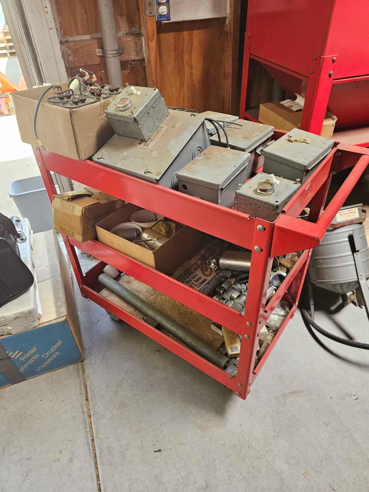 ROLLING CART WITH ELECTRICAL COMPONENTS