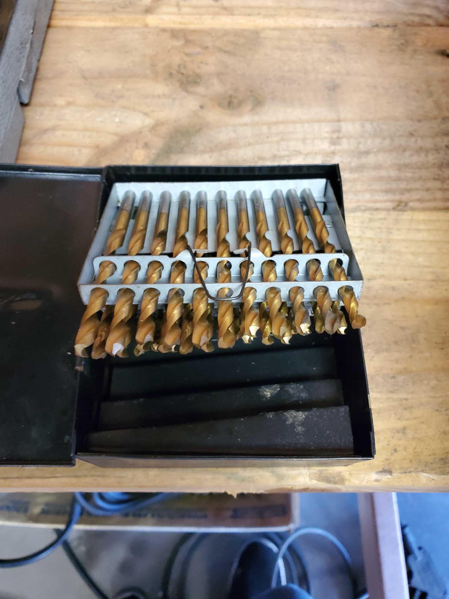 DRILL BITS, HOLE SAWS AND COUNTERSINK SET