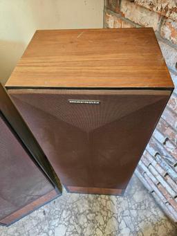 MARANTZ SPEAKERS