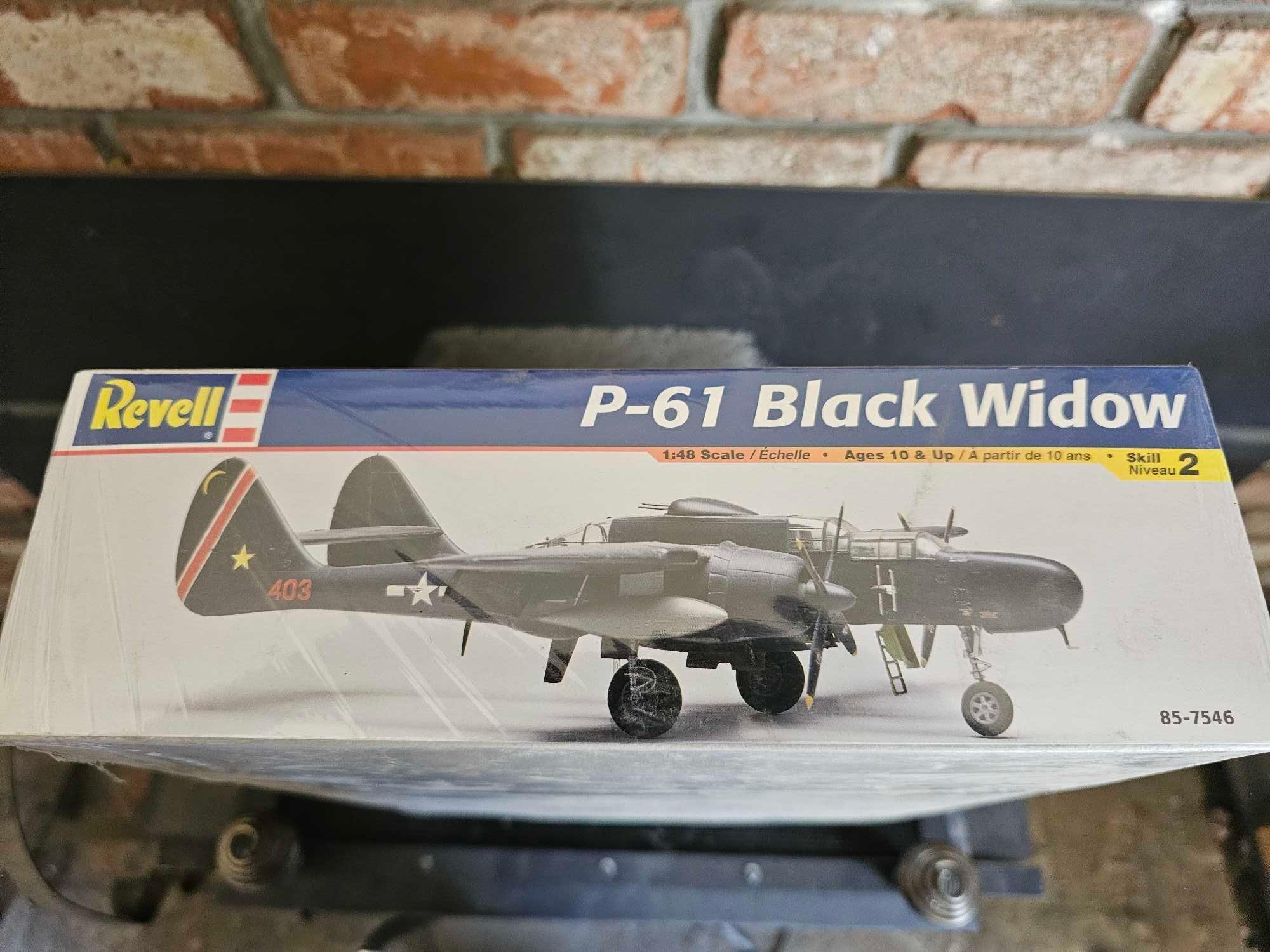 2 REVELL MILITARY AIRCRAFT MODELS