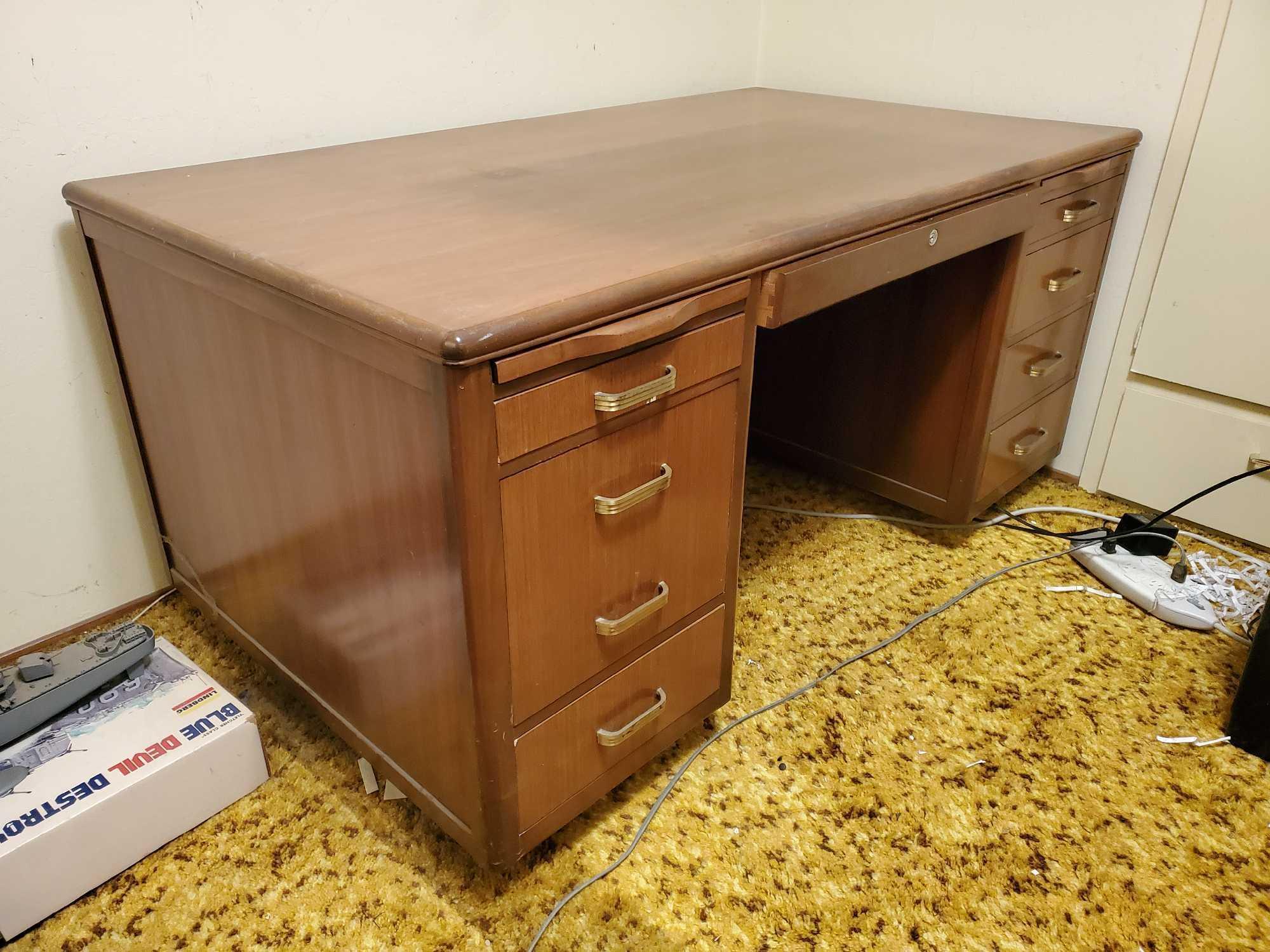 LEOPOLD BRAND DESK