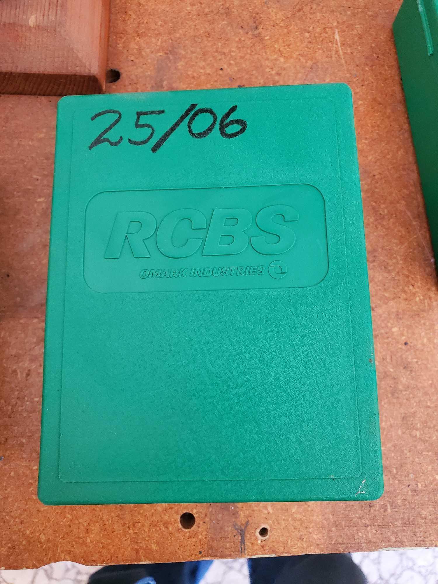 8 RCBS RELOADING DIES, LEE DIES