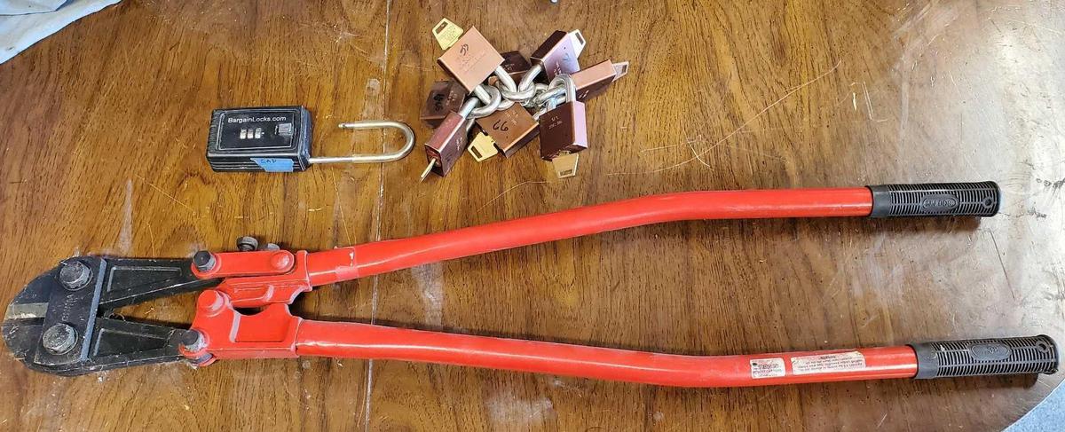 9 LOCKS-SMALL AND LARGE BOLT CUTTERS