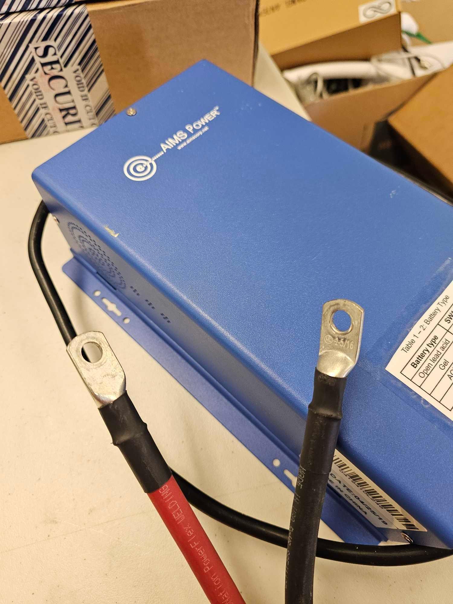 AIMS POWER BATTERY CHARGER