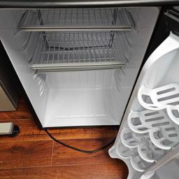 DANBY MINI REFRIGERATOR