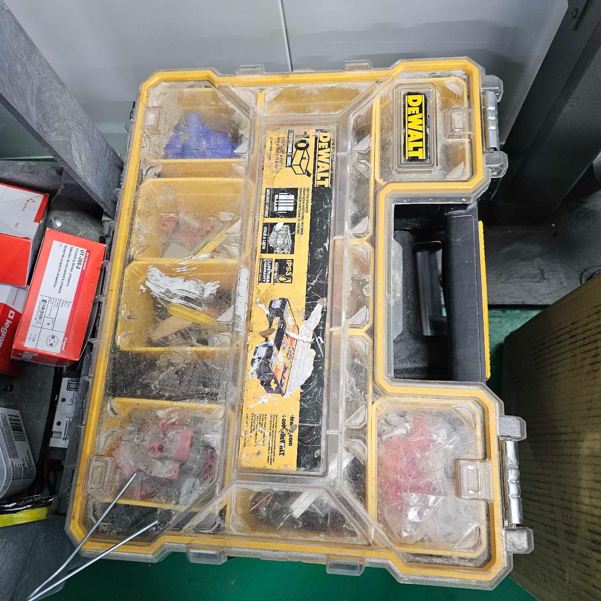 GORILLA RACK WITH CONSTRUCTION MATERIALS