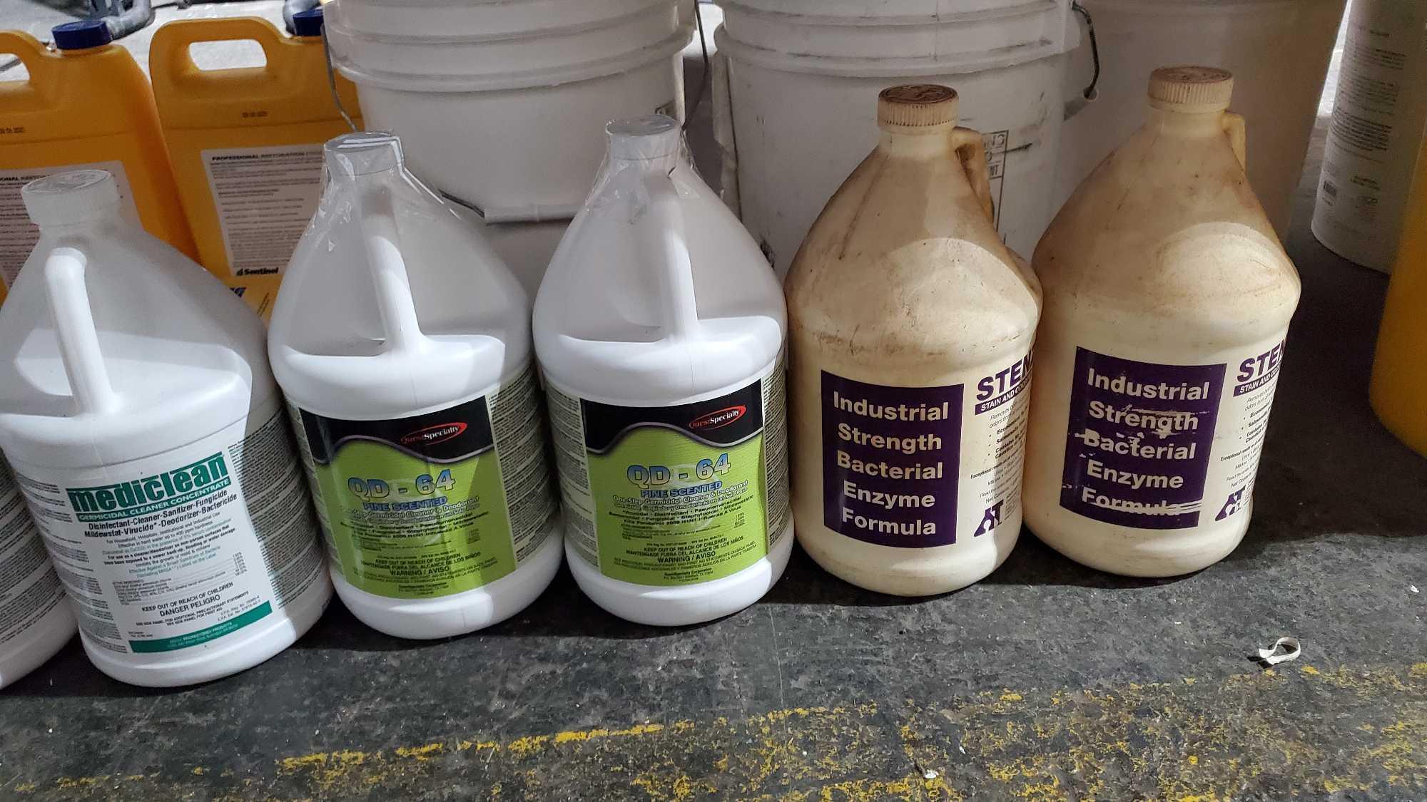 PAINT AND CHEMICAL CONTENTS UNDER SHELF