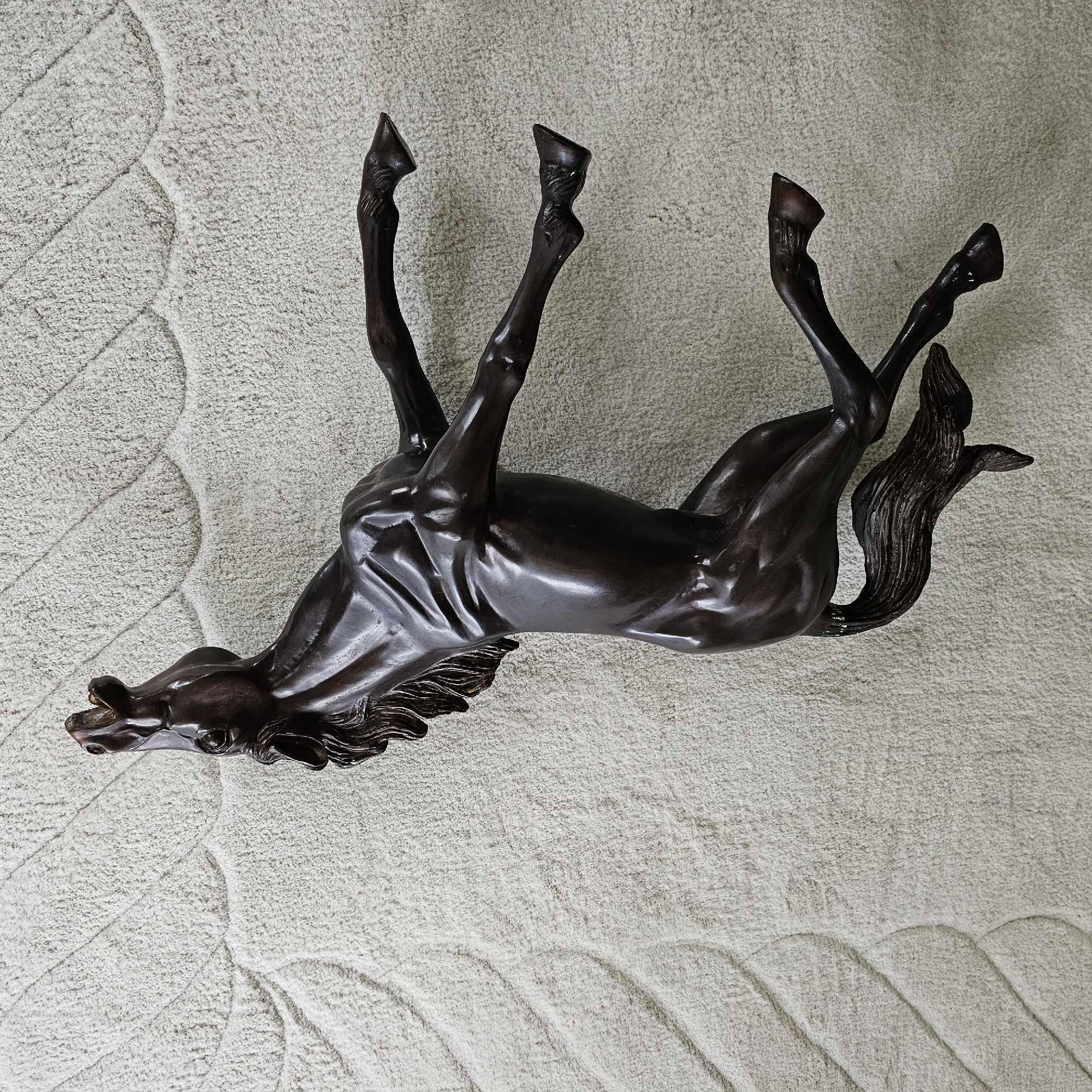 BRONZE HORSE STATUE