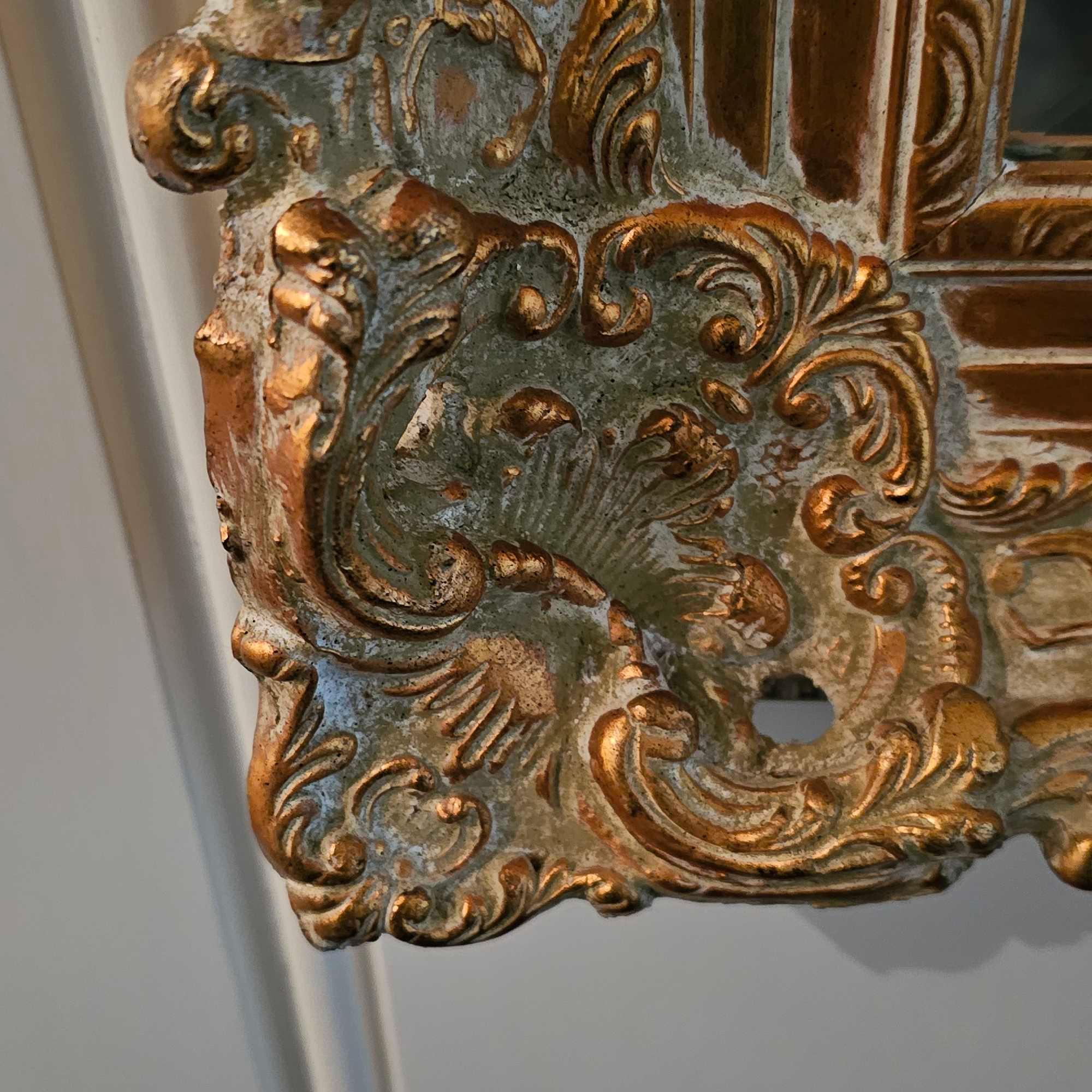 LARGE ORNATE WALL MIRROR